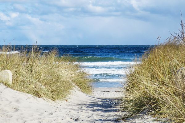 Zugang zum Badestrand auf Rügen