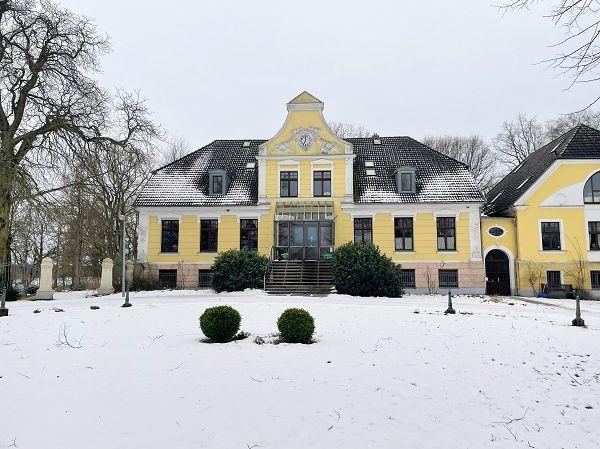 Gutshaus Reischvitz auf Rügen - Außenansicht