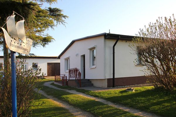 Haus Schwertlilie F-1061 in Gager