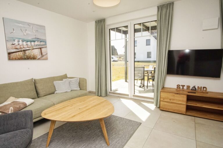 Haus 12-Wohnung Nr.02 in Lobbe