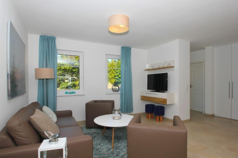 Haus 13-Wohnung Nr.01 in Lobbe