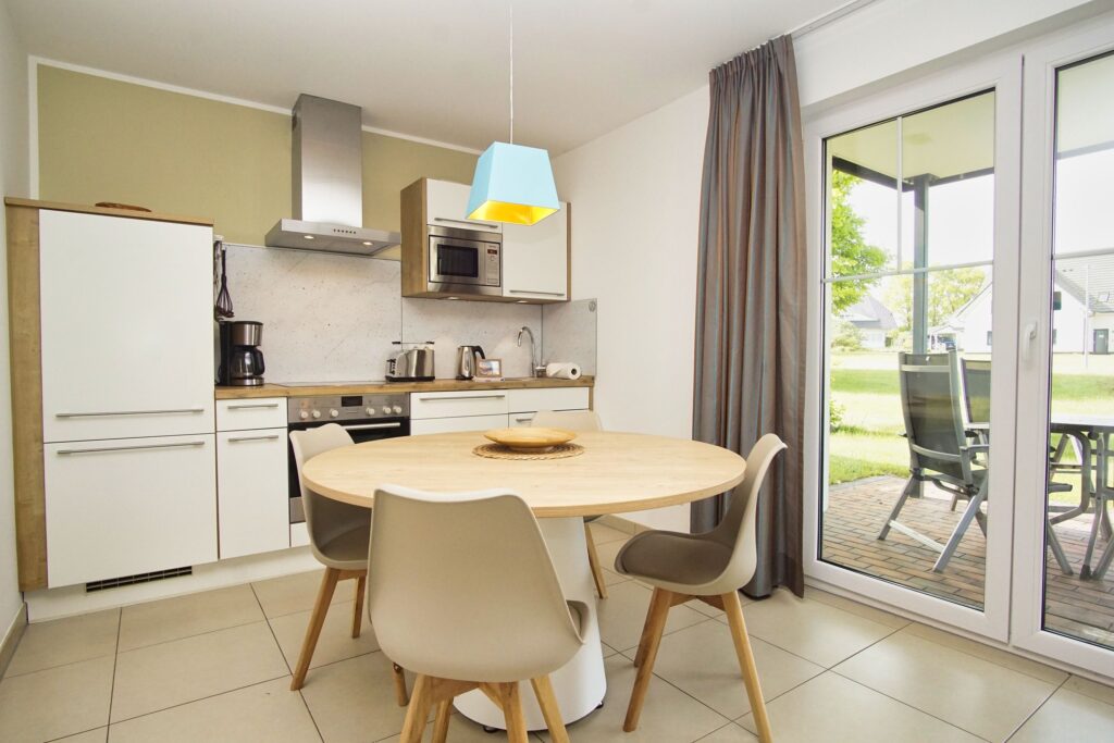 Haus 30-Wohnung Nr.01 in Lobbe - 2
