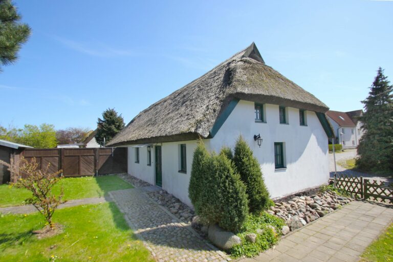 Ferienhaus Links in Wiek