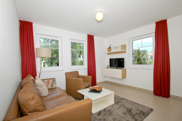 Haus 14-Wohnung Nr.04 in Lobbe