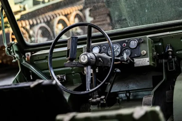 Jeep im Oldtimer Museum Rügen in Prora